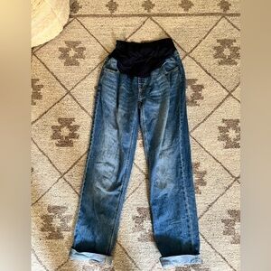 Maternity boyfriend jeans